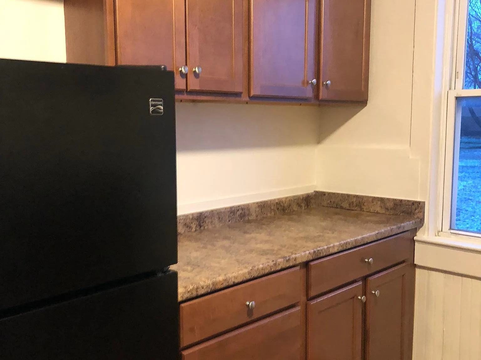 2 bed, 850 sqft, $915 — Photo 2