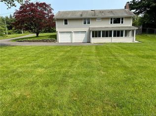 21 Munson Rd, Farmington, CT 06032