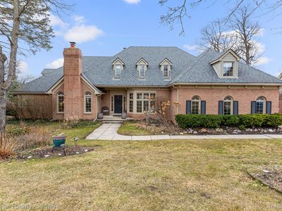 900 Andover Dr, Northville, MI, 48167