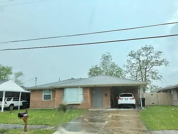 2nd image of 4734 Longfellow Dr