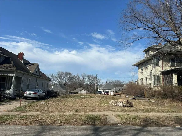 2909 Lafayette St, Saint Joseph, MO 64507