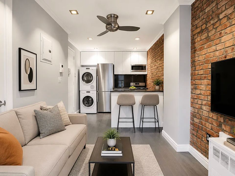 1st image of 521 E 5th St #B3