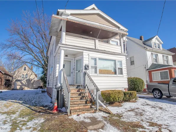 915 Evangeline Rd, Cleveland, OH 44110
