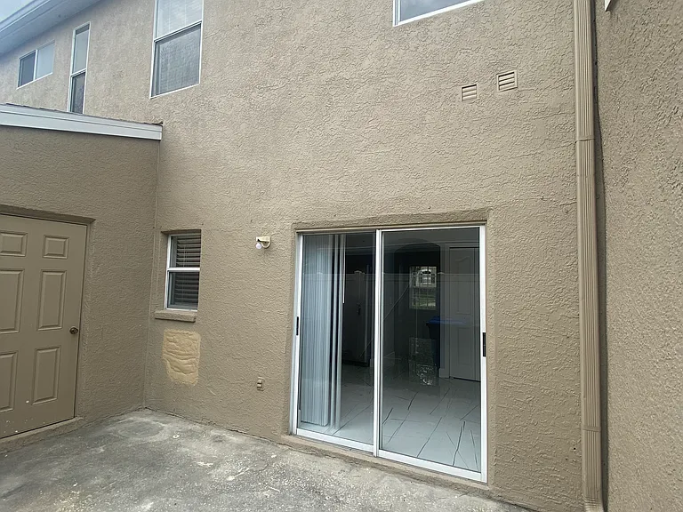 10103 Belleville Pl — Photo 12