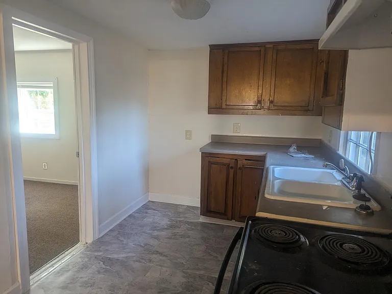 403 Justice Heights St — Photo 2