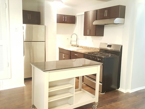 4th image of 4340 S Greenwood Ave #3