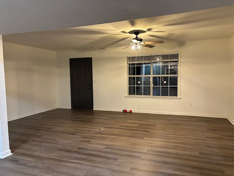 7859 Avalon Acres Ct — Photo 5