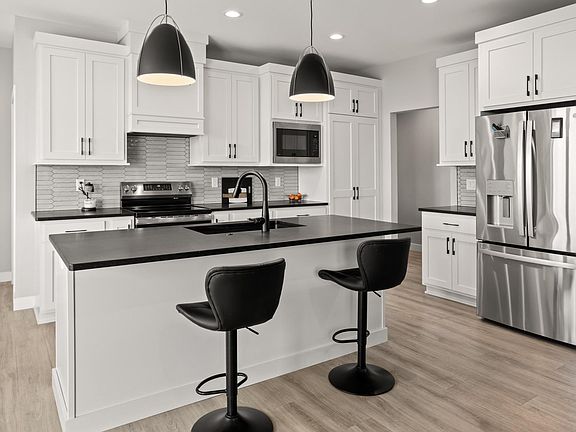 4th image of 428 Audrey Dr