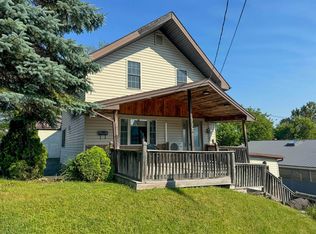 137 3rd Ave, Madawaska, ME 04756