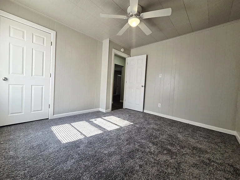 307 E Kittyhawk Dr — Photo 10