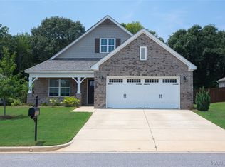 729 Harbin Dr, Prattville, AL 36066