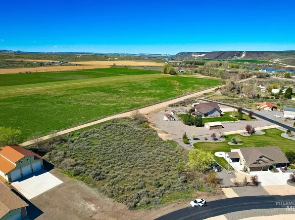 9114 Poplar Dr, Melba, ID 83641