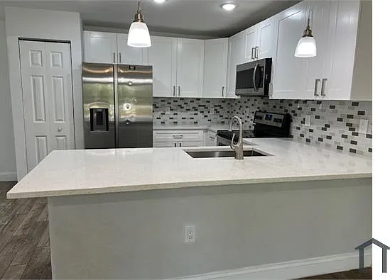 4514 30th St SW — Photo 8