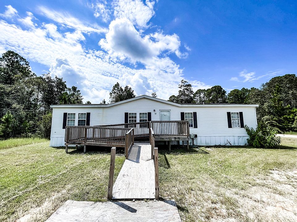 1st image of 17 Southwood Cir