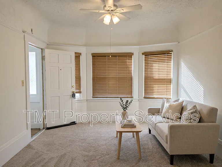 719 19th St #1 — Photo 14
