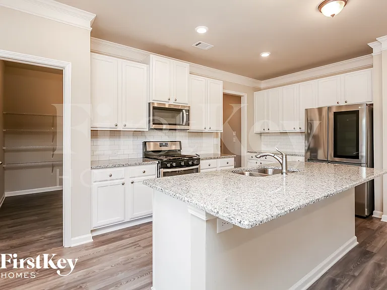 193 Creekside Bluff Way — Photo 6