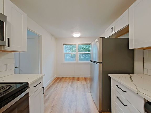 4th image of 746 E 19th Ave #2