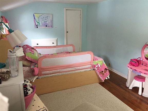5th image of 5140 Evergreen Dr