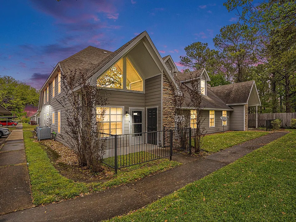 211 Hunt Rd #211