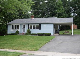 47 Marion Pl, Enfield, CT 06082