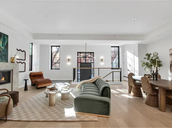 383 10th Street image 1 of 23