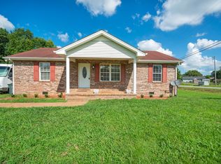 105 Sharon Dr, Portland, TN 37148