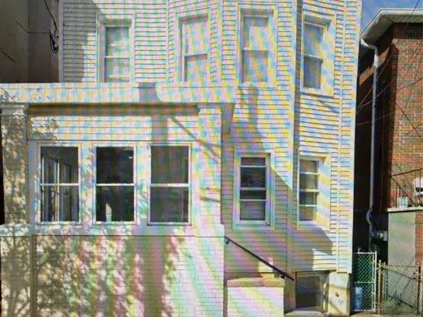 309 2nd St, Cliffside Park, NJ 07010