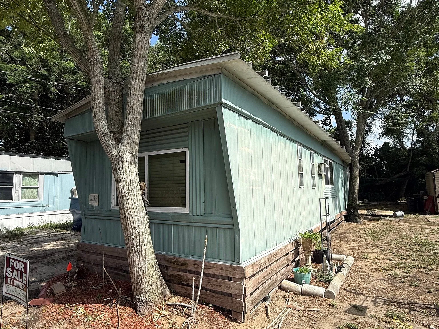 Handyman Special - Cocoa, Fl 2 Bedroom | 1 Bathroom Mobile Home — Photo 3
