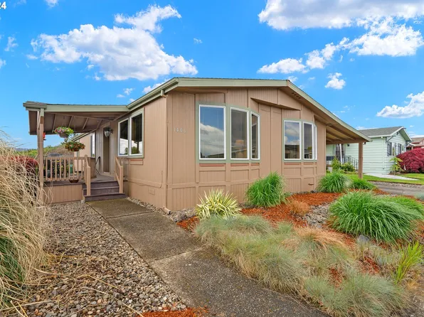 1406 Mountain View Dr Space 120, Forest Grove, OR 97116