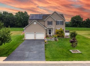 200 Belfry Dr, Felton, DE 19943