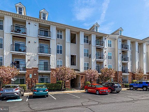 2nd image of 21216 McFadden Sq Unit 305