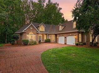 3940 Newport Ct, High Point, NC 27265
