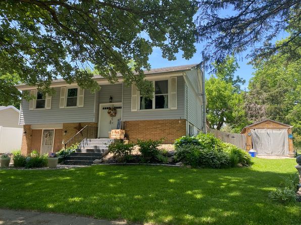 151 Cleveland Cir, Granville, IL 61326