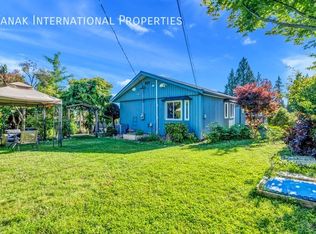 300 Balmoral Rd W SUITE B, North Vancouver, BC V7N2V3