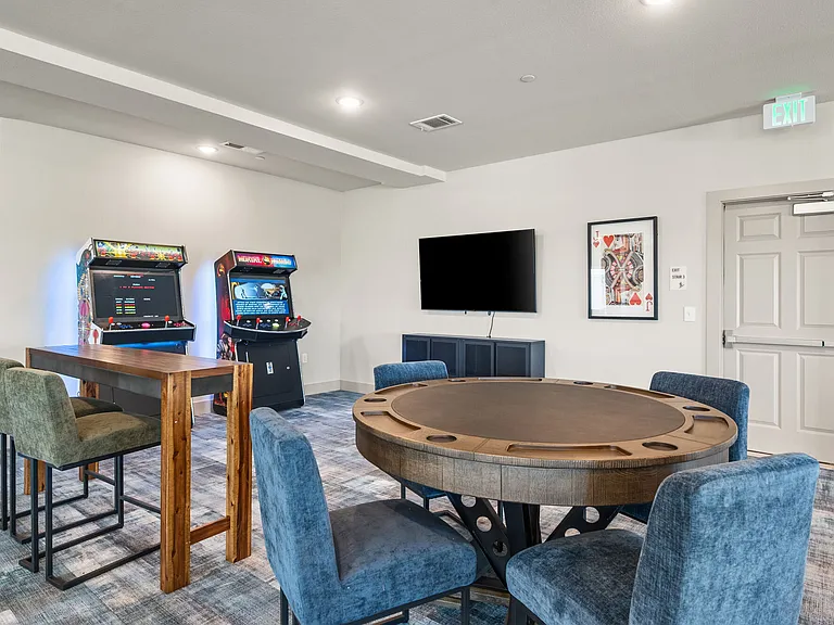 3751 Heritage Towne Blvd — Photo 32