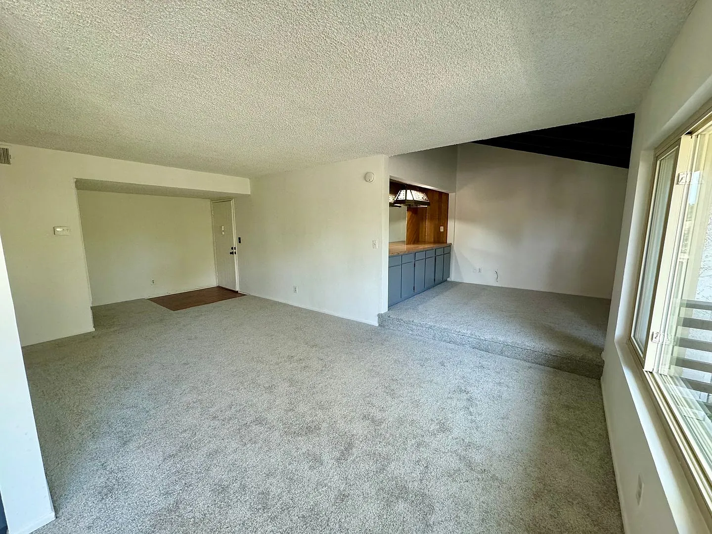 Freshly Updated 2BD/1BA Condo in Desirable Woodlake Village La Habra! — Photo 2