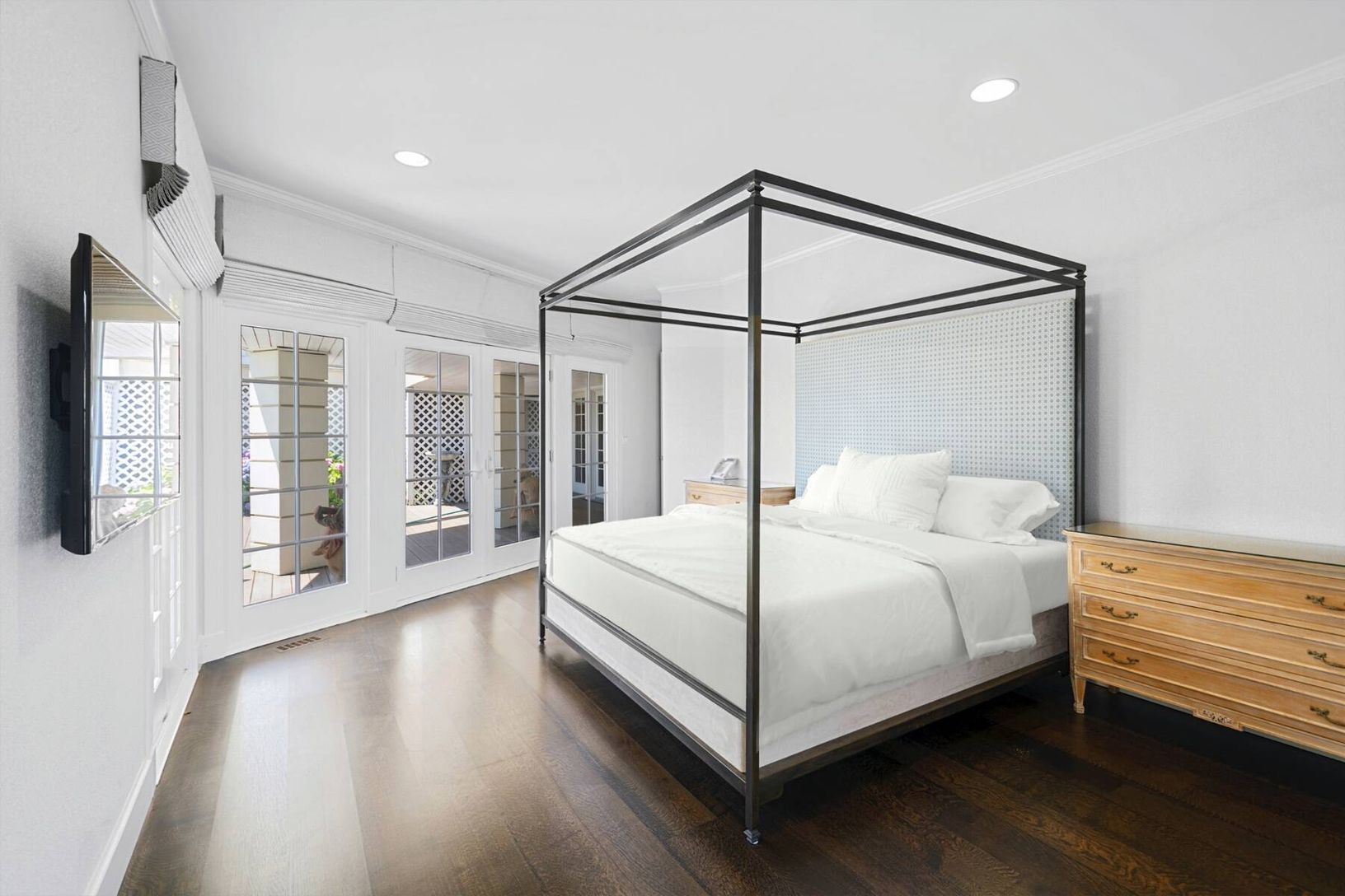 Comfortable Guest Bedroom