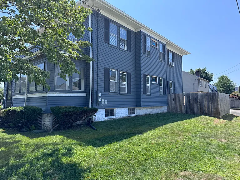 17 Forest Ave #17 — Photo 15