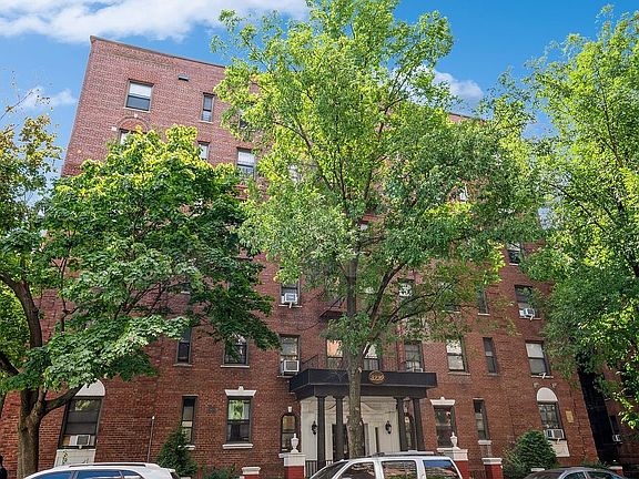 2nd image of 3220 Avenue N #L