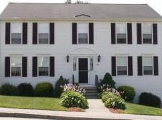 690 Wellington Hill Rd, Manchester, NH 03104