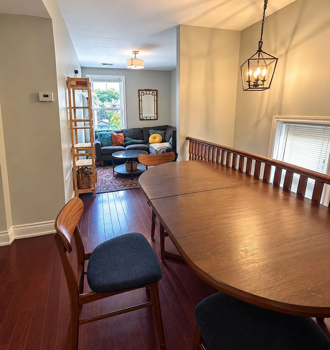 4 bed, $3,300 — Photo 2