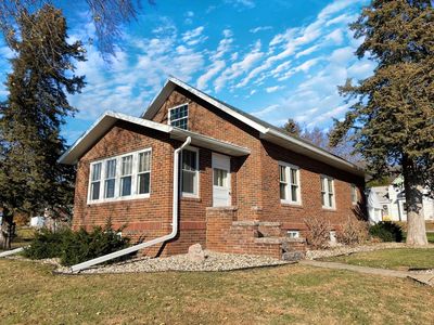 111 N Walnut Dr, Morton, MN, 56270