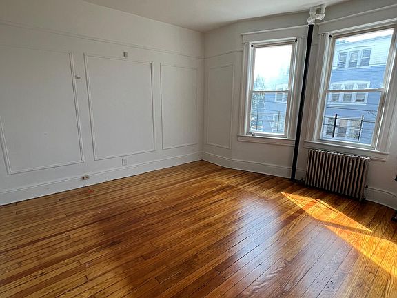 3rd image of 50 Van Cortlandt Park Ave #2