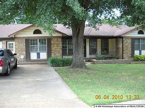 2nd image of 8199 Southaven Cir W