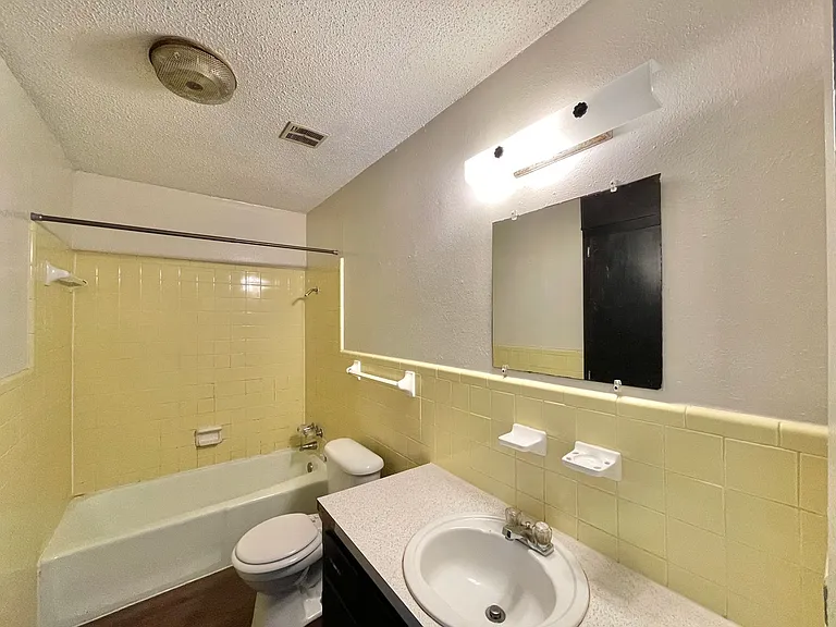 624 Sunset Ln — Photo 24