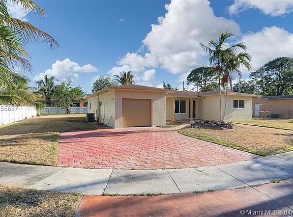 2nd image of 1980 NW 180th St