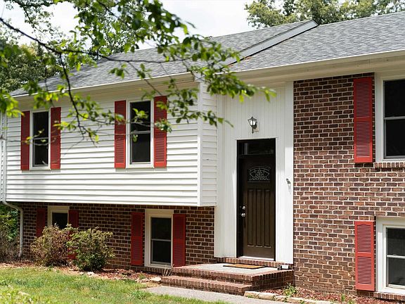 4th image of 2140 Viburnum Ct