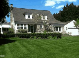 14 Bayberry Ln, Trumbull, CT 06611
