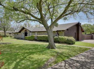 1704 Cartwright Dr, Sachse, TX 75048