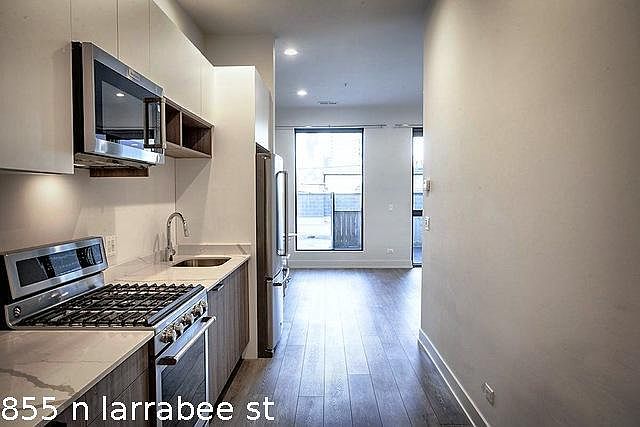 1st image of 855 N Larrabee St #1227